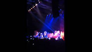 Slash & Myles Kennedy - Back From Cali [Live @ Paris, 12.07.2011]