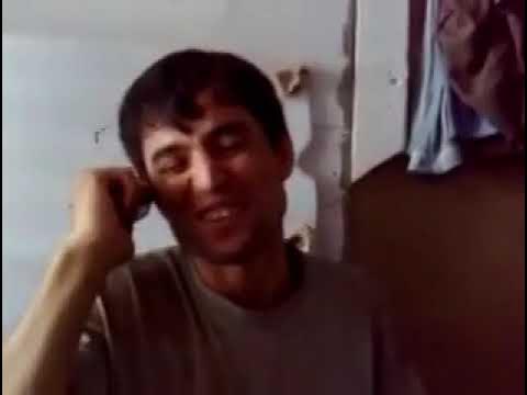 Узбек на фоне машины. Таджик по вызову. Таджики в москве. Красивые парни таджикистана. Таджик и узбек.