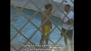 Can Yaman è stato visto chiacchierare con il suo amico a bordo piscinacanyaman