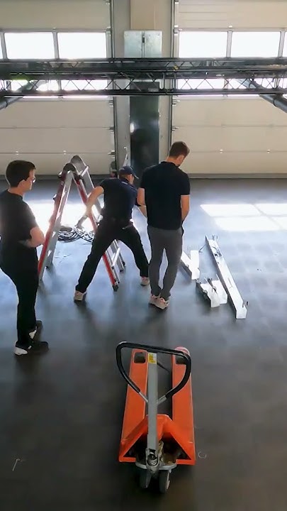 DTM Backstage: So entsteht das Fahrerlager am Red Bull Ring! 👀 | DTM 2025