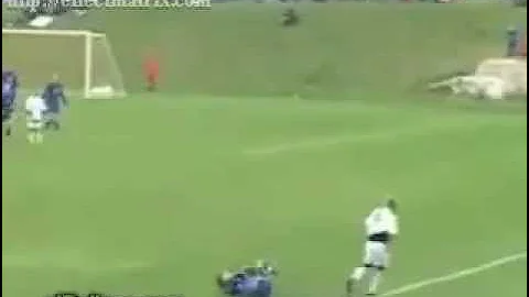 Flip Throw To The Face