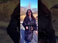 اليسا بتتعلق بناس اليسا بتتعلق بناس تمشي في الطبيعة