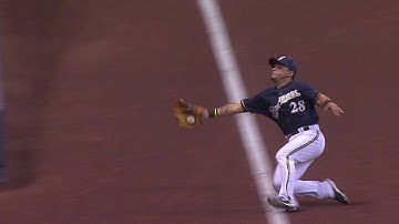 Parra makes sliding catch to retire Crawford