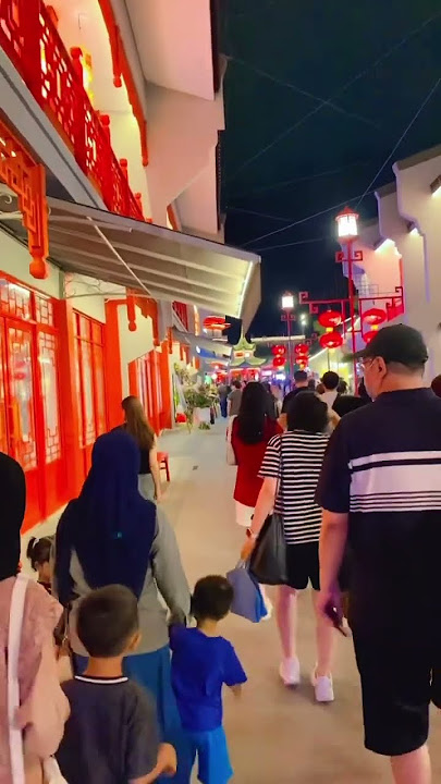 It's so crowded, guys 🙆🏻‍♀️ #dj #enterhome #shorts #viral #trending #happy #fyp #yummy #video #trend