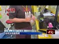假買彩券真搶劫！ 少年搶6萬刮刮樂遭民眾圍捕壓制
