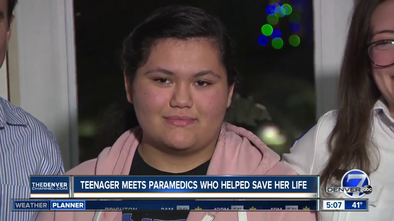 Teenager meets paramedics who helped save her life - YouTube