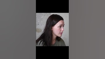 Victoria Pedretti of 