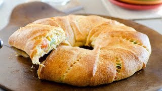 Chicken Pot Pie Crescent Ring | Pillsbury Recipe