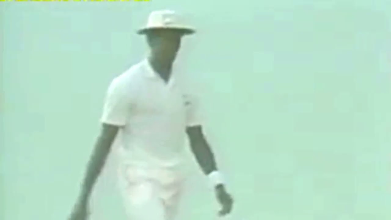 Kiran More batting vs West Indies 2nd Test at Bridgetown, Apr 07 1989