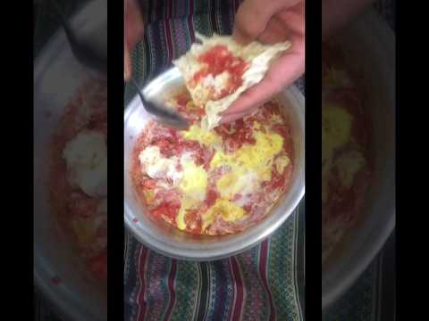با20هزارتومن خورشت گوجه تخم مرغ املت گوجه سنتی قهوه خونه ای درست کن رژیمی غذا  تست غذا