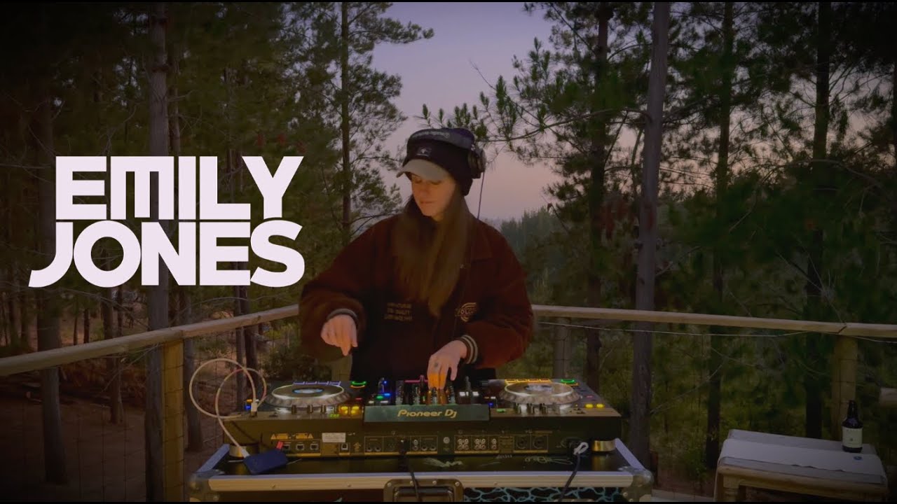 Deep Forest Focus / Twilight Chill - Introspective Deep House Music Mix / Emily Jones Live Dj Set