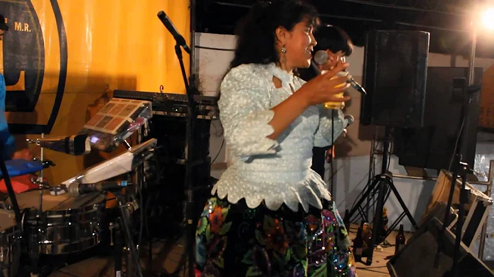 MARTHA GONZALES  EN CONCIERTO