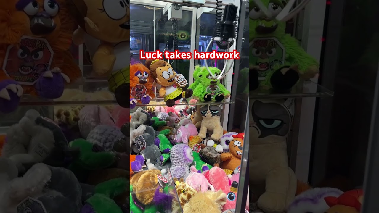 Claw machine, win or lose? #reels #royalcaribbean #quantumoftheseas