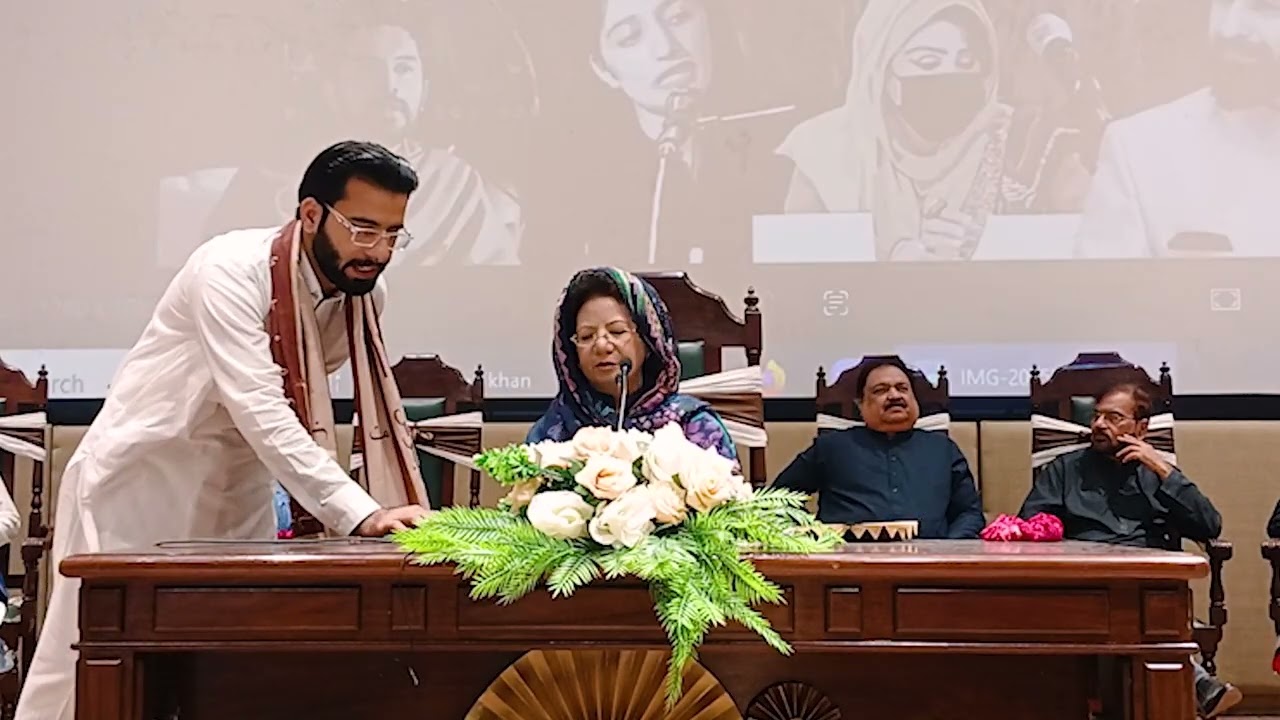 Hameeda Shaheen | Biyad e Nasir Kazmi |  Annual Mushaira 2025 | King Edward Medical University 
