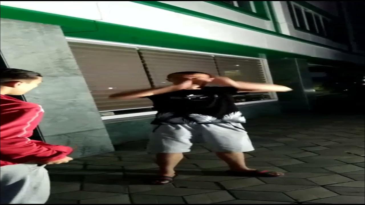 пьеха встать на колени