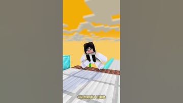 Ladder Master Runner: Aphmau vs Sadako 🪜 MINECRAFT #FunnyShorts #minecraftshorts