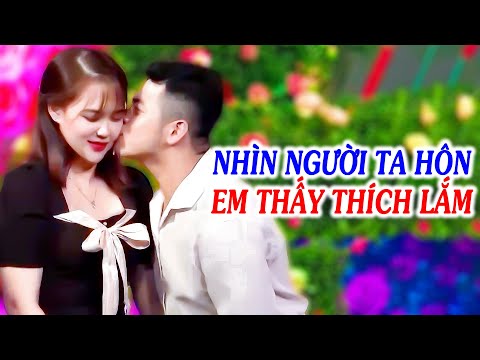 Soái Ca TÉ XỈU Sau Khi Mở Rào vì Chứng Kiến NHAN SẮC của BẠN GÁI làm 2 MC Phì Cười |Phụ Nữ Là Để Yêu