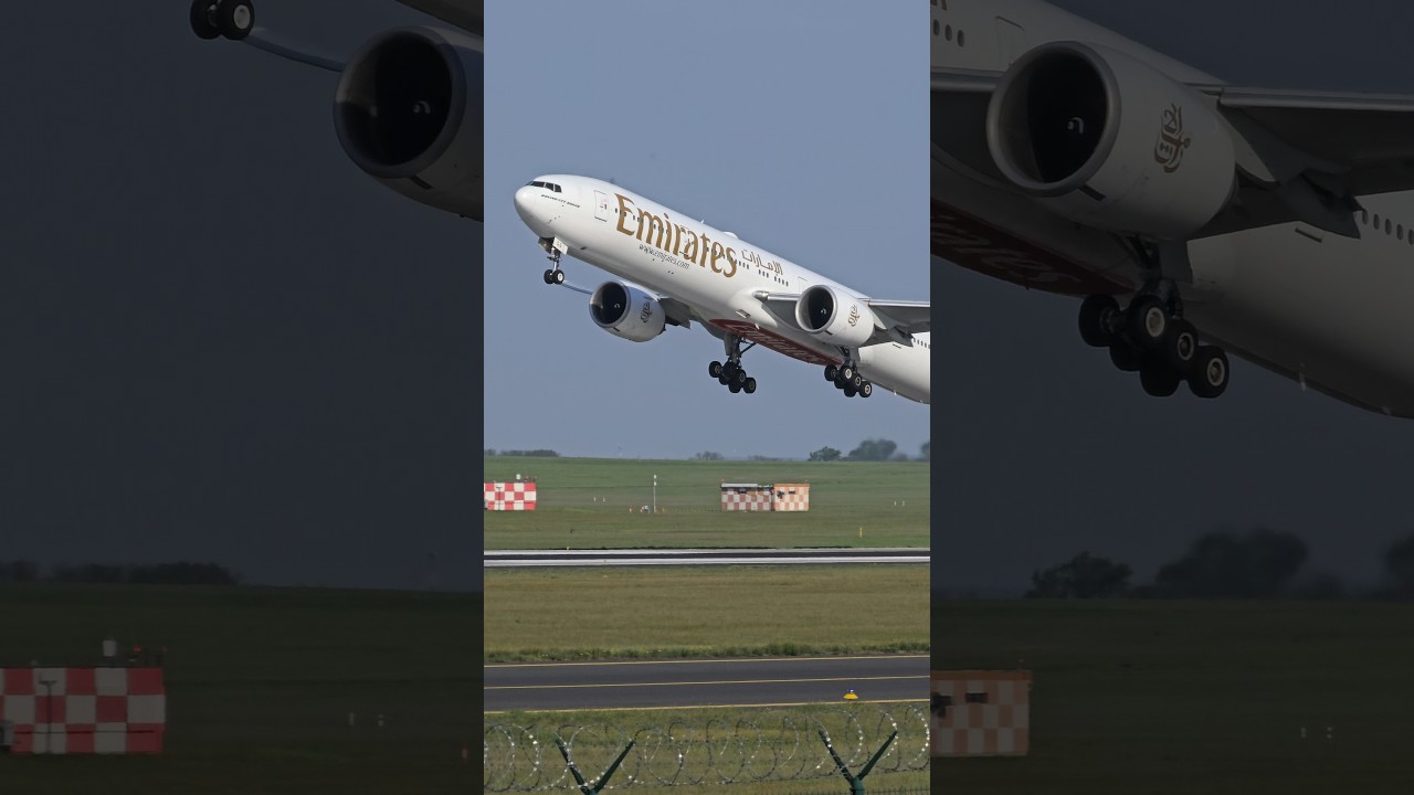 Emirates Boeing 777-31H(ER) takeoff from BUD