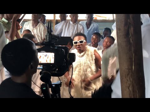 BEHIND THE SCENE DAKOTA FT MBOSSO MUNGU ATUSAMEE