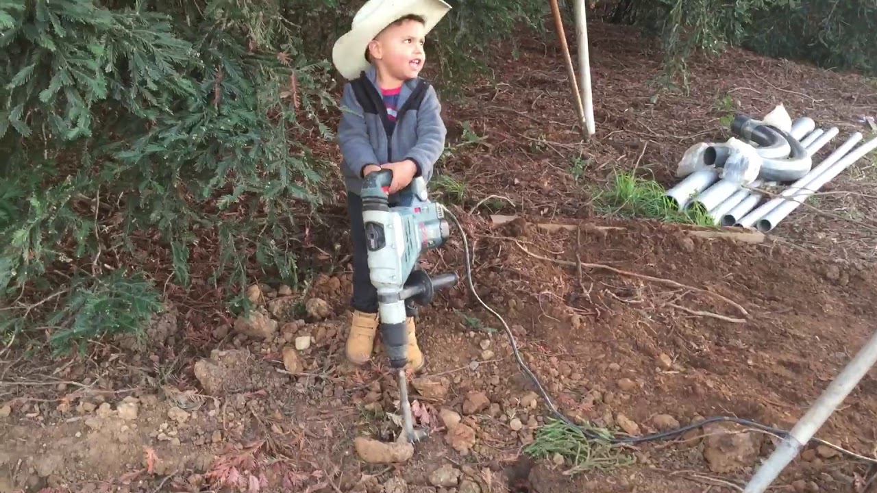 Julian on the Clay Spade