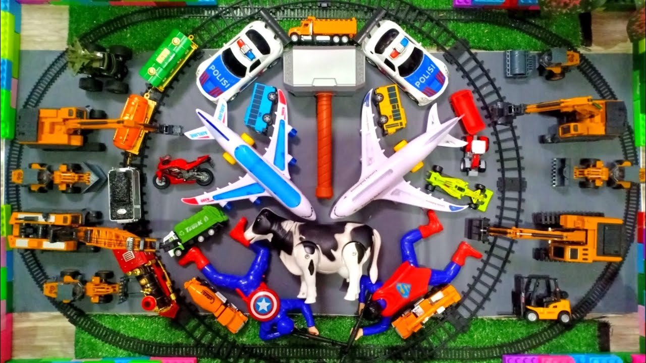 Mainan mobil mobilan, Excavator Hammer, Traktor, Mobil ambulance, Pesawat