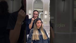 Antes de pedir un color de cabello, pregúntate; cuánto de lo que pido, es lo que me queda?? 🧐