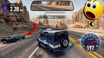 Chasing or Being Chased? 🤔