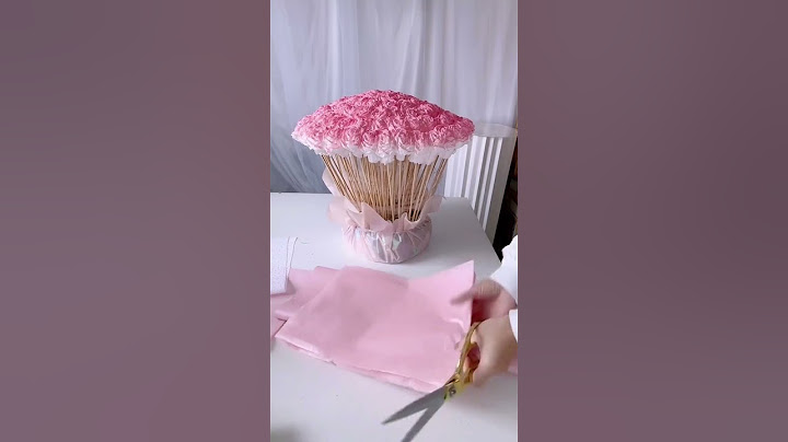 DIY toilet tissue paper flowers #handmade #handmadegifts #flowers #gift #paper #rose #handmadecraft