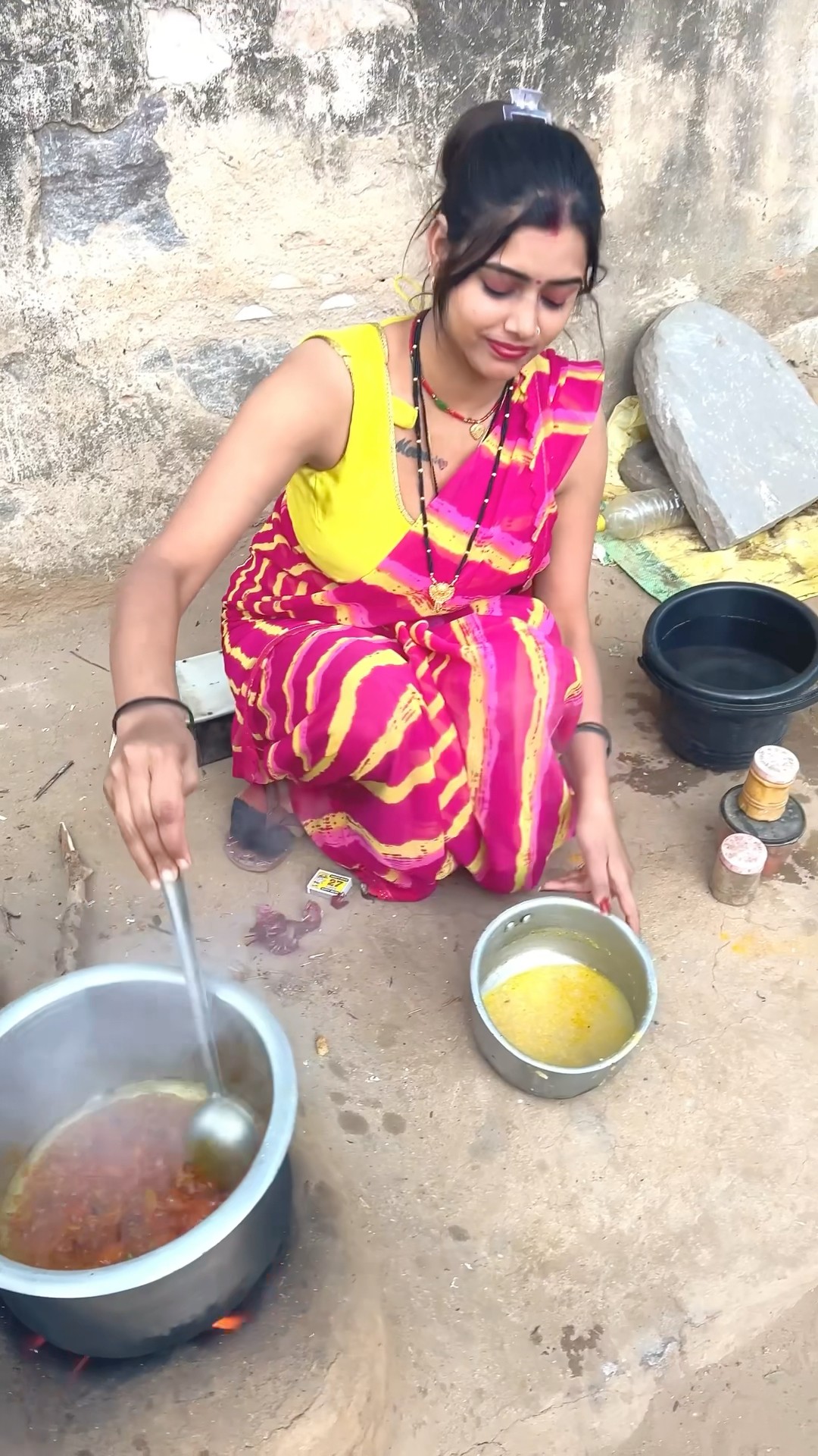 मीनू दाल बहुत स्वाद बनाती हैं #meenu #trending #ytshorts