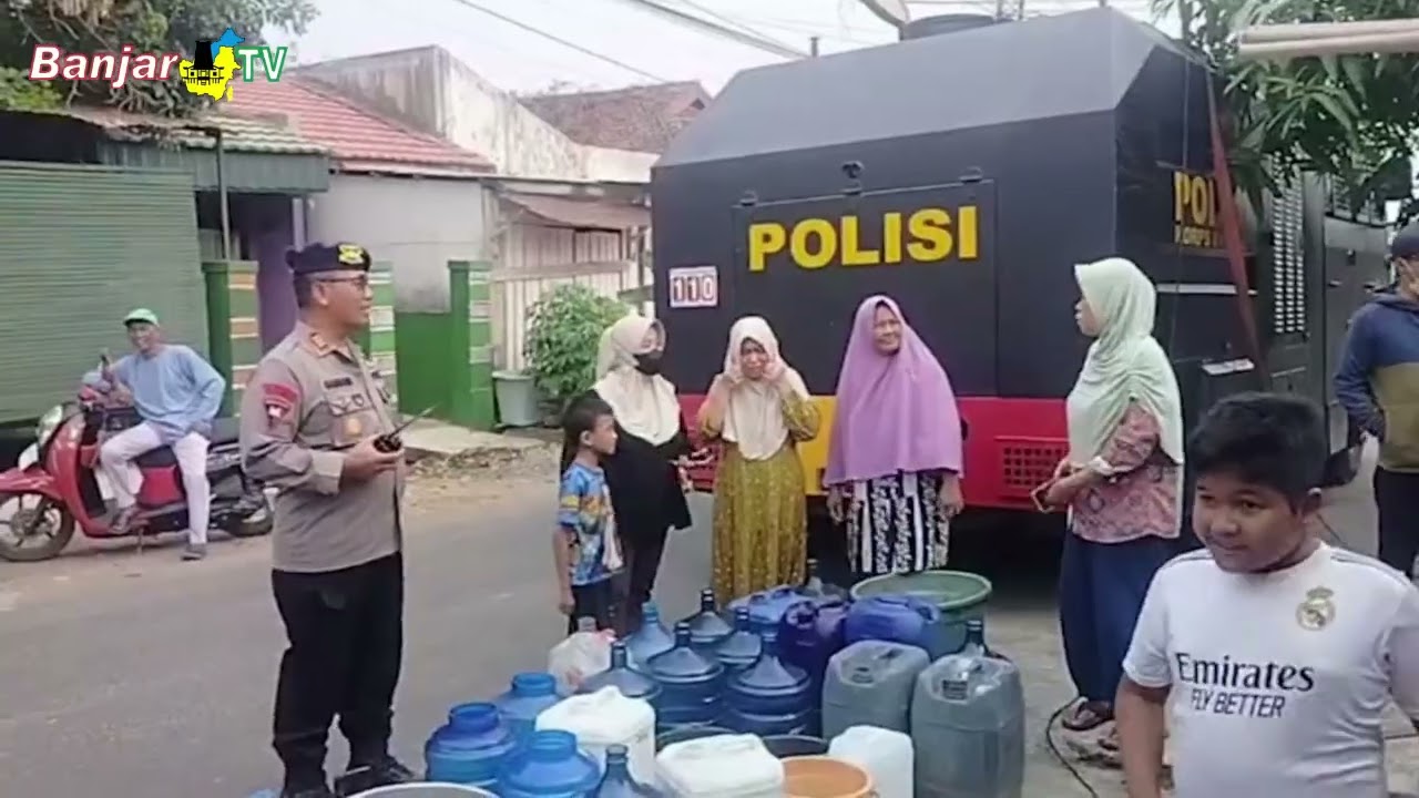 BAKSOS AIR BERSIH BRIMOB POLDA KALSEL