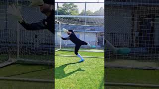 Daily Training #goalkeeper #GK #soccer #WVVOU #goalkeeper #gloves