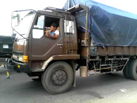  Truk  Gandeng  Mitsubishi Fuso  190Ps Chocolate YouTube