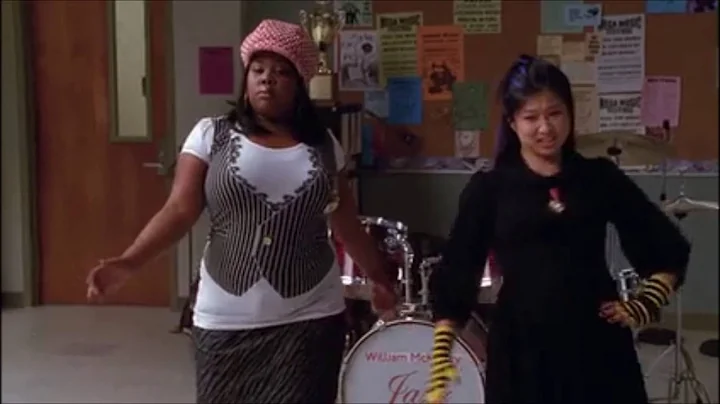 Glee   April tries to win over the glee kids 1x05