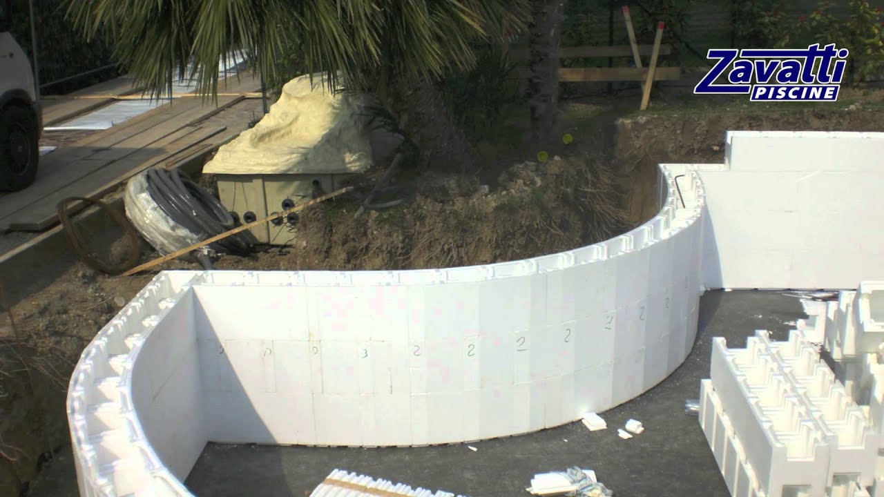 Come costruire una piscina a skimmer con easyblok youtube Come realizzare una piscina