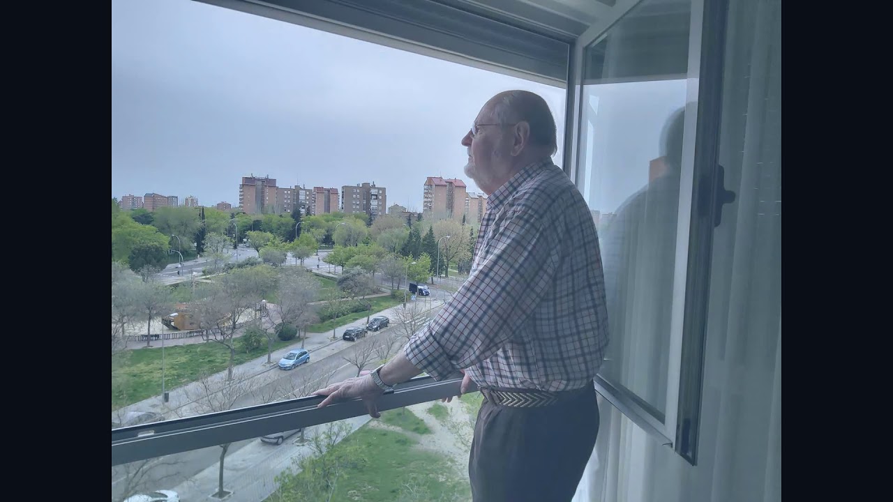 Antoine Candelas - Y estoy aquí en mi ventana - YouTube