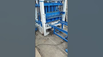 Fully automatic concrete block moulding machine 4 pcs hollow blocks maker hot sell in Ghana #machine