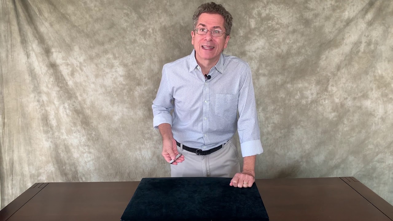 David Regal's Color Changing Knives - THE ROUTINE - YouTube