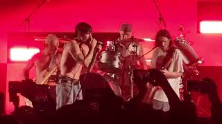 Red Hot Chili Peppers - Black Summer (Live)