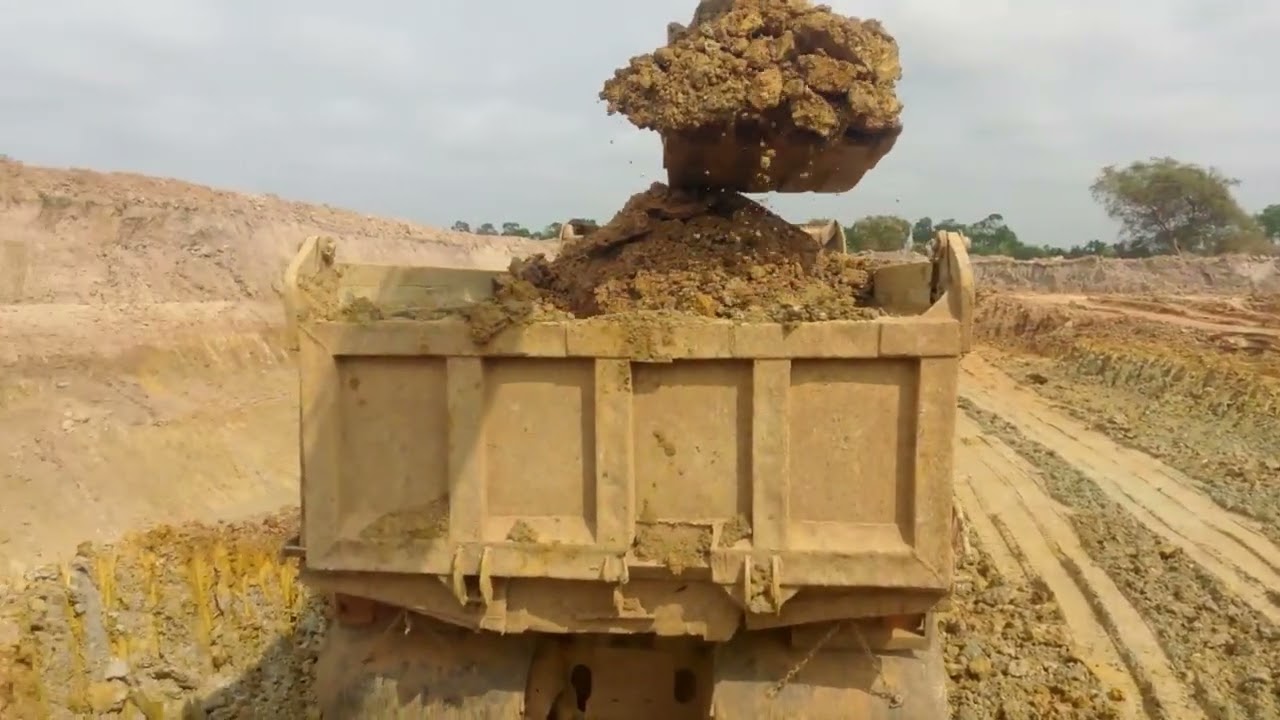 Cat 320B & Cat 395C Excavators Loading Overburden On 4 Axle Trucks - Sotiriadis/Labrianidis 4K Video