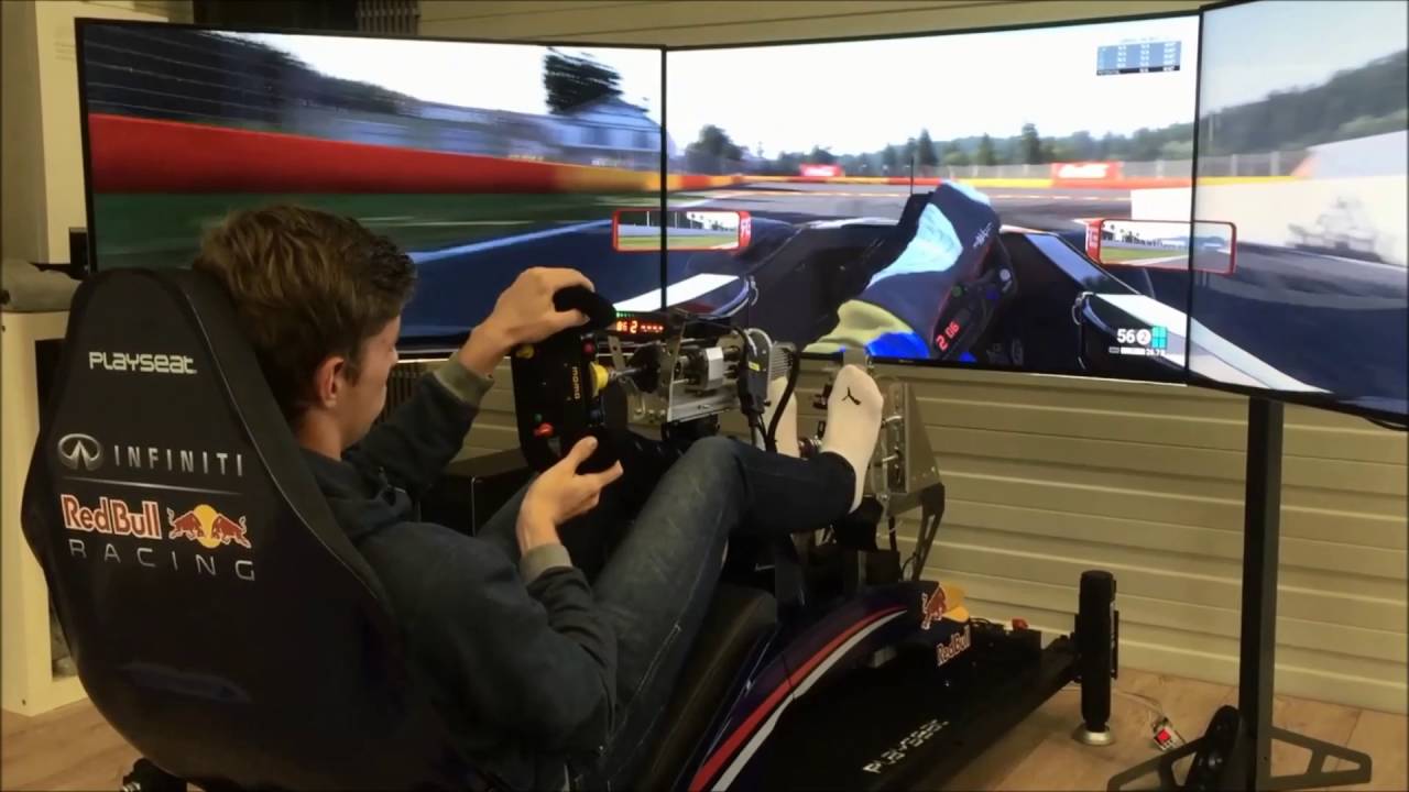 Max F1 Challenge @ Playseat® - YouTube