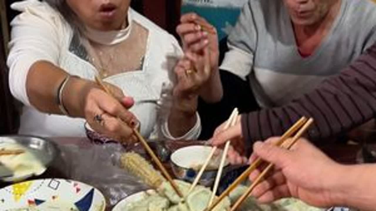 过大年！！！新年快乐！上个节目！！#家庭#我的乡村生活#王小威#记录真实生活 #日常vlog