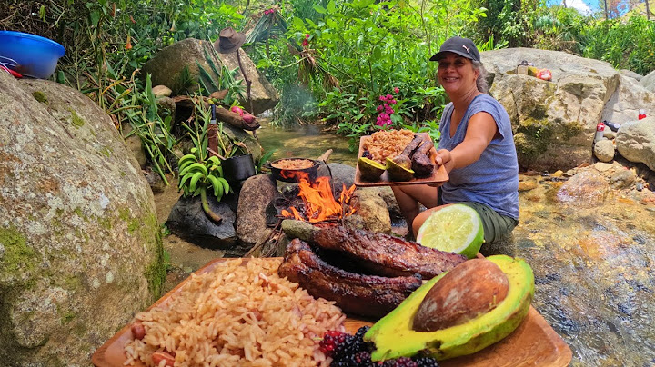 LOOK, YOU HAVE TO SEE this😯 COOKING on a STOVE in the WATER, this is ONLY seen in the DR😁