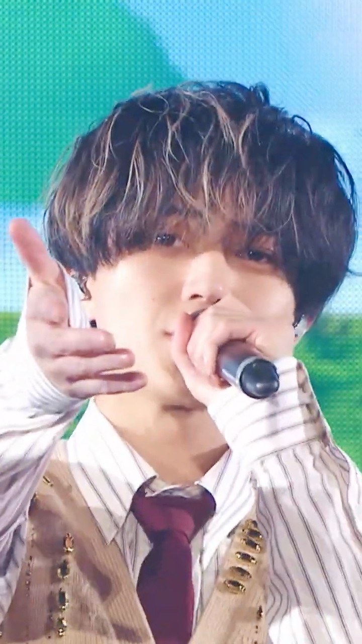 希望の丘」-STARRING LIVE ver.- - YouTube