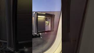 Connecting the plane to the walkway