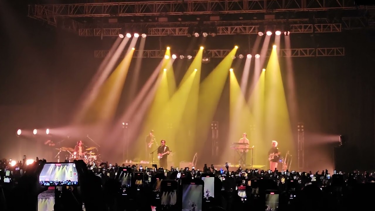 Intro wave to earth+bad