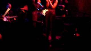 Video thumbnail of "Leonard Cohen Anjani duet Never Got to Love You Joes Pub NY April 24th 2007 6m 07secs"