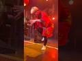 エレクトロスウィングに乗せて踊るたかしさんを、こんな間近で観られるなんて贅沢すぎ！画面で観るのとは別次元の熱量で、とにかく最高にかっこいいです！#寶船 #阿波踊り #東京キネマ倶楽部