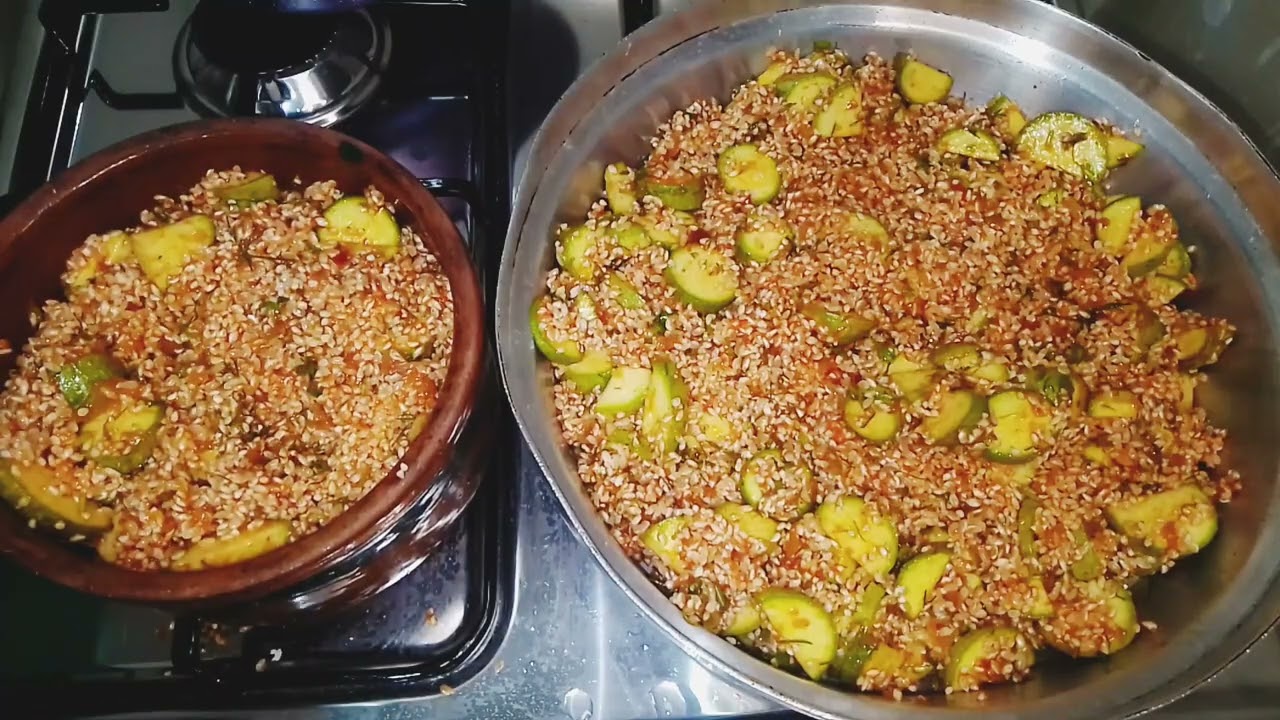 احلي طاجن كوسه بالرز