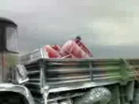 LMAO MDR explosion extincteur sur un camion à l'armée