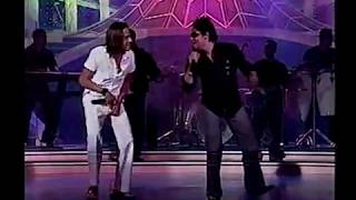 Video thumbnail of "ESA NIÑA - SERVANDO PRIMERA AND FLORENTINO PRIMERA - SSS 2003 - VENEVISION 2003"